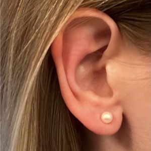 Single Freshwater Pearl 14k Gold Stud Earring